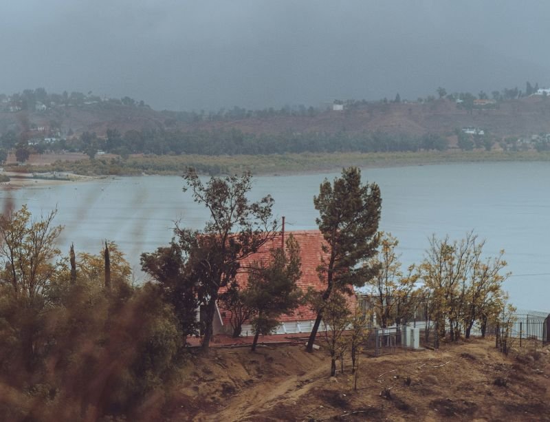 community of lake elsinore